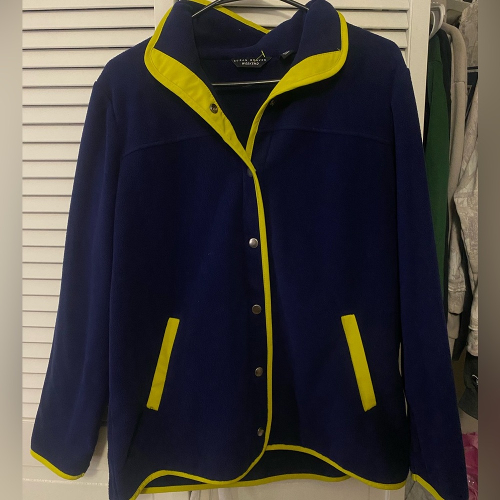 Susan Graver jacket size M